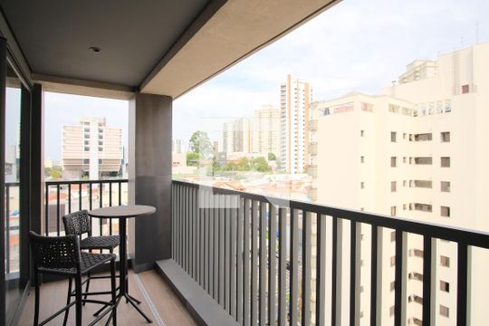Varanda de kitnet/studio para alugar com 1 quarto, 38m² em Vila Gomes Cardim, São Paulo