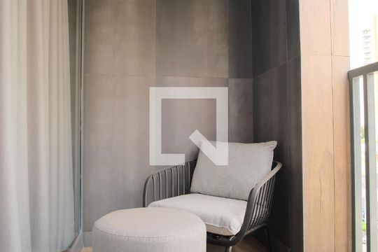 Varanda de kitnet/studio para alugar com 1 quarto, 38m² em Vila Gomes Cardim, São Paulo
