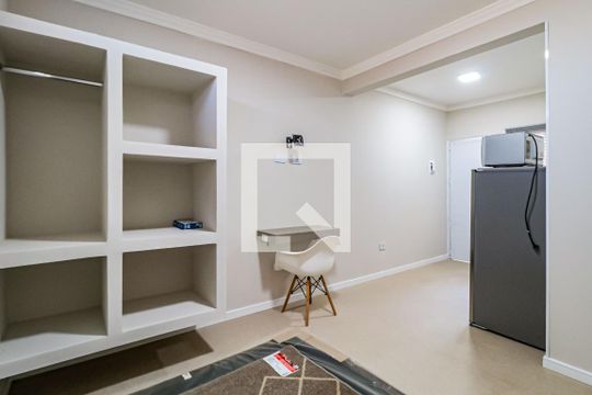 Studio de kitnet/studio para alugar com 1 quarto, 20m² em Vila Morse, São Paulo