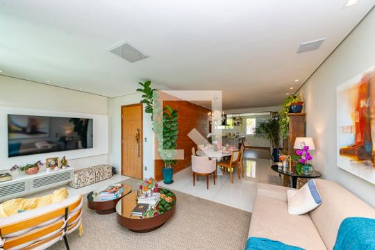 Sala de apartamento à venda com 4 quartos, 140m² em Buritis, Belo Horizonte