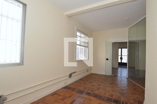 Sala 3 de casa à venda com 5 quartos, 541m² em São Geraldo, Porto Alegre