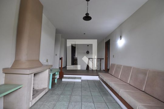 Sala de TV de casa à venda com 3 quartos, 450m² em Tucuruvi, São Paulo