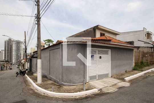 Fachada de casa à venda com 2 quartos, 90m² em Vila São José, São Paulo