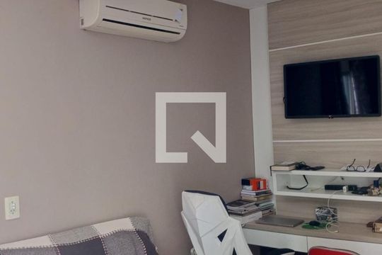 Sala de casa para alugar com 2 quartos, 75m² em Potecas, São José