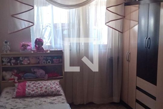 Quarto 2 de casa para alugar com 2 quartos, 75m² em Potecas, São José