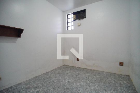 Quarto de Serviço de casa para alugar com 4 quartos, 415m² em Primavera, Novo Hamburgo