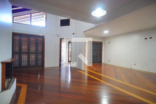 Sala de casa para alugar com 4 quartos, 415m² em Primavera, Novo Hamburgo
