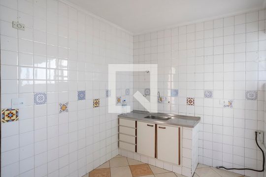 Cozinha de apartamento para alugar com 3 quartos, 89m² em Santo Antônio, São Caetano do Sul