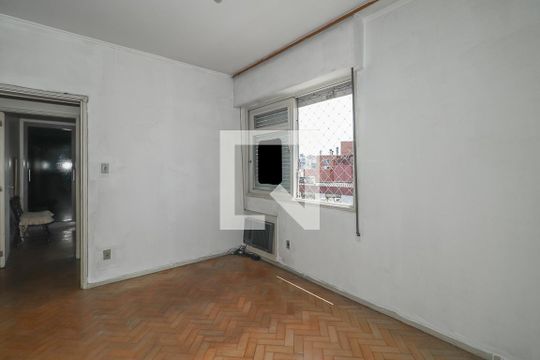 Quarto de apartamento para alugar com 3 quartos, 116m² em Petrópolis, Porto Alegre