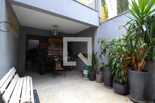 Garagem de casa à venda com 3 quartos, 392m² em Vila Olímpia, São Paulo