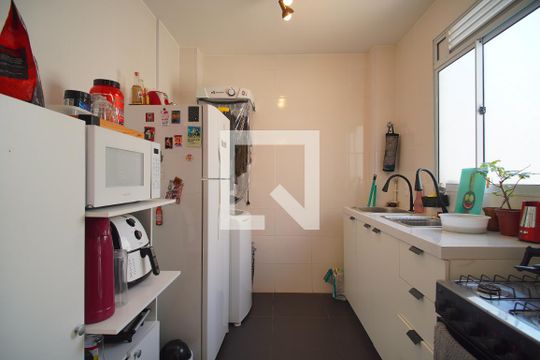 Cozinha de apartamento à venda com 2 quartos, 40m² em Canudos, Novo Hamburgo
