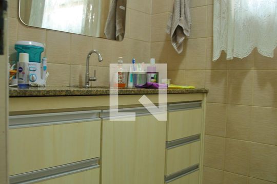 Lavabo de casa à venda com 4 quartos, 200m² em Jardim Borborema, São Bernardo do Campo