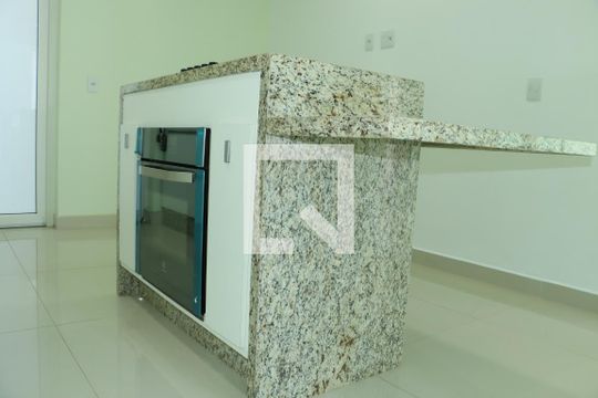 Cozinha de casa de condomínio para alugar com 5 quartos, 440m² em São Paulo Ii, Cotia