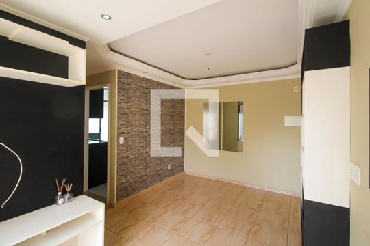 Sala de apartamento para alugar com 2 quartos, 50m² em Jardim Três Marias, São Paulo