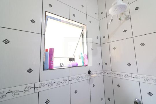Banheiro da Suíte 1 de casa à venda com 4 quartos, 125m² em Conceicao, Osasco