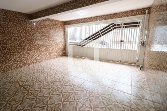 Garagem de casa à venda com 4 quartos, 125m² em Conceicao, Osasco
