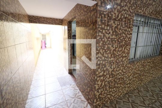 Garagem de casa à venda com 4 quartos, 125m² em Conceicao, Osasco