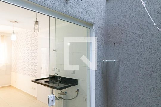Varanda Sala/Cozinha de apartamento para alugar com 2 quartos, 51m² em Cidade Líder, São Paulo