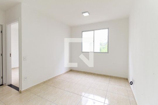 Sala de apartamento para alugar com 2 quartos, 38m² em Colônia (zona Leste), São Paulo