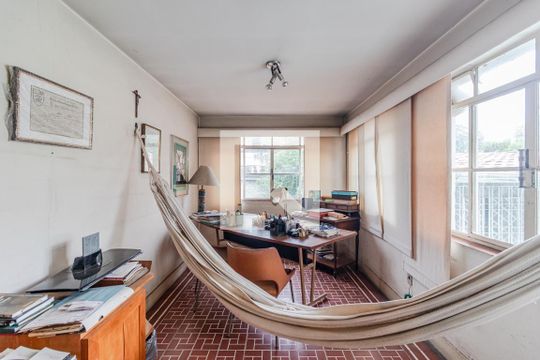 Quarto 2 de casa à venda com 4 quartos, 360m² em Vila Madalena, São Paulo