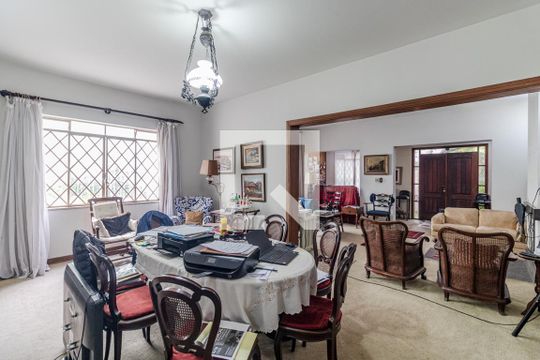 Sala de casa à venda com 4 quartos, 360m² em Vila Madalena, São Paulo