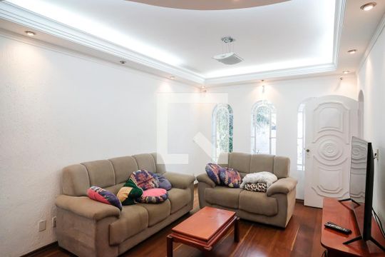 Sala de casa à venda com 5 quartos, 250m² em Oswaldo Cruz, São Caetano do Sul
