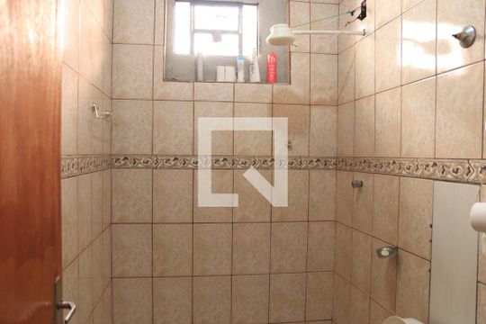 Banheiro de casa para alugar com 3 quartos, 150m² em Feliz, Goiânia
