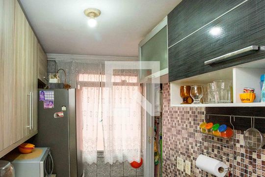 Cozinha de apartamento à venda com 2 quartos, 45m² em Conceição, Diadema