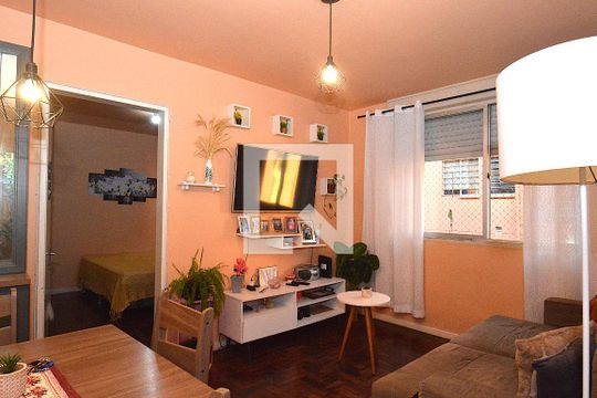 Sala de apartamento à venda com 1 quarto, 42m² em Rubem Berta, Porto Alegre