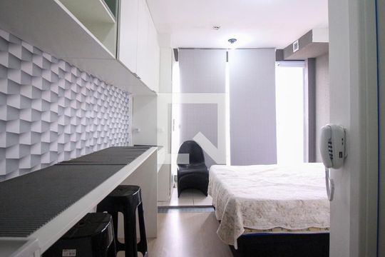 Studio de kitnet/studio para alugar com 1 quarto, 20m² em Vila Santa Clara, São Paulo