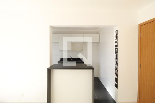 Cozinha de apartamento para alugar com 2 quartos, 47m² em Morro Santana, Porto Alegre