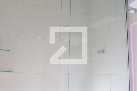 Banheiro da Suíte 2 de apartamento para alugar com 3 quartos, 120m² em Vila Maria Jose, Goiânia