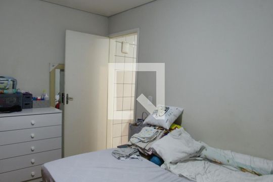 Quarto 2 de casa à venda com 2 quartos, 217m² em Jardim Roberto, Osasco