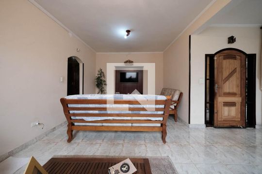 Sala de casa à venda com 3 quartos, 250m² em Vila Domitila, São Paulo