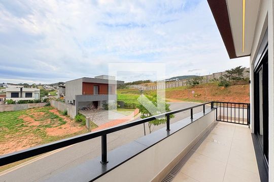 Sacada da Suíte 1 de casa de condomínio à venda com 5 quartos, 380m² em Jardim Samambaia, Jundiaí