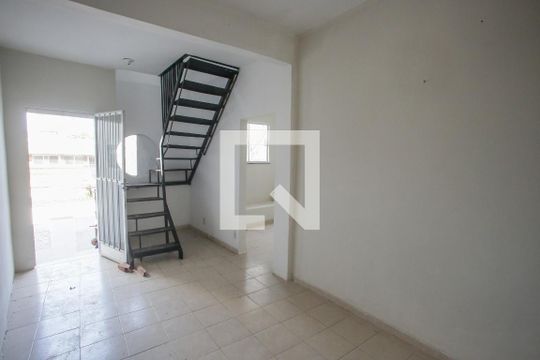 Casa à venda com 4 quartos, 85m² em Pechincha, Rio de Janeiro
