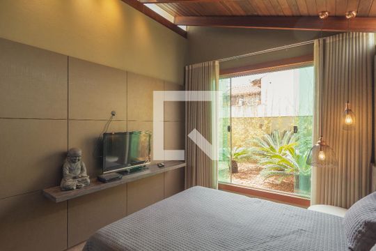 Quarto 1 de apartamento para alugar com 3 quartos, 241m² em Itapoã, Belo Horizonte