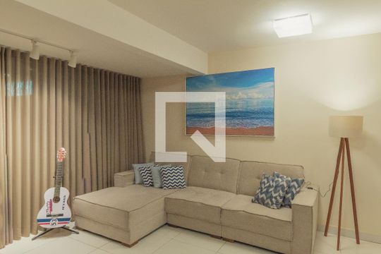 Sala de apartamento para alugar com 3 quartos, 241m² em Itapoã, Belo Horizonte