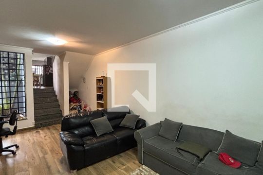 Sala de casa à venda com 3 quartos, 230m² em Vila Pires, Santo André
