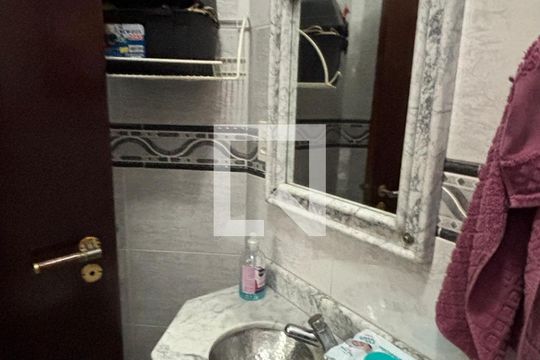 Lavabo de casa à venda com 3 quartos, 230m² em Vila Pires, Santo André