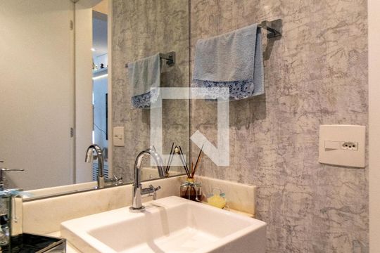 Lavabo de apartamento à venda com 3 quartos, 128m² em Vila Anastácio, São Paulo