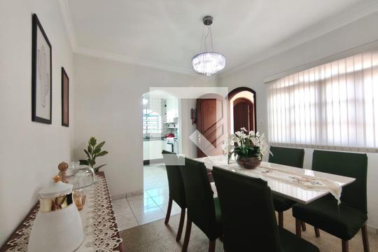 Sala de Jantar de casa à venda com 4 quartos, 250m² em Vila Granada, São Paulo