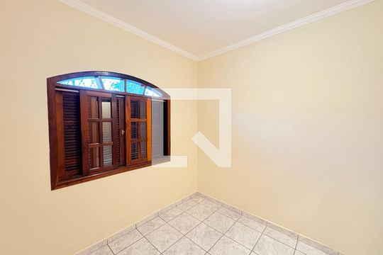 Casa à venda com 3 quartos, 322m² em Jardim do Lago, Jundiaí
