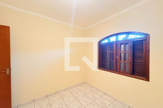 Casa à venda com 3 quartos, 322m² em Jardim do Lago, Jundiaí