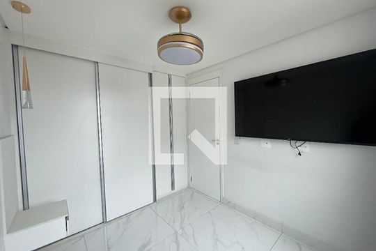 Quarto 1 de apartamento à venda com 2 quartos, 36m² em Vila Flora, Guarulhos