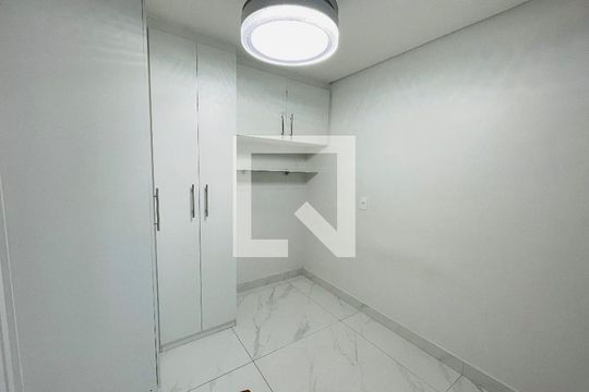 Quarto 2 de apartamento à venda com 2 quartos, 36m² em Vila Flora, Guarulhos