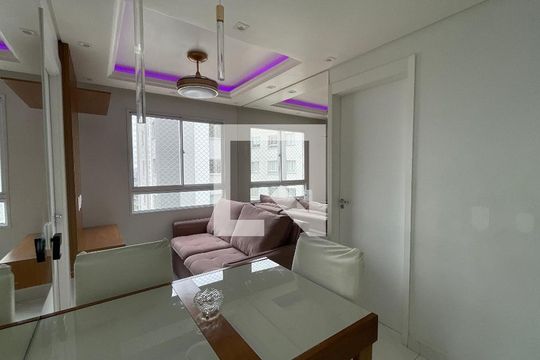 Sala de apartamento à venda com 2 quartos, 36m² em Vila Flora, Guarulhos