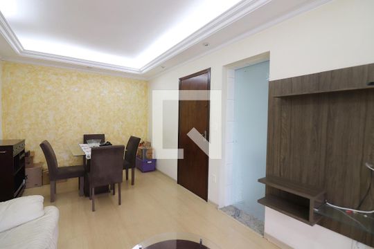 Sala de apartamento à venda com 2 quartos, 64m² em Rudge Ramos, São Bernardo do Campo
