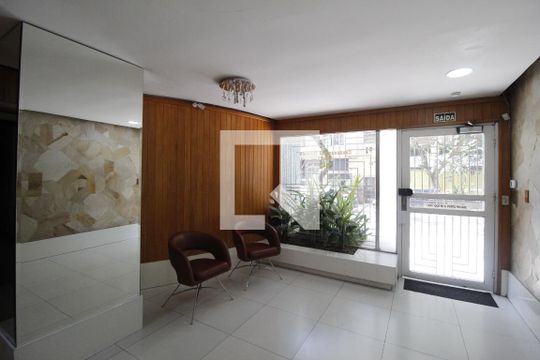 Hall social de apartamento à venda com 3 quartos, 101m² em Cais do Porto, Porto Alegre