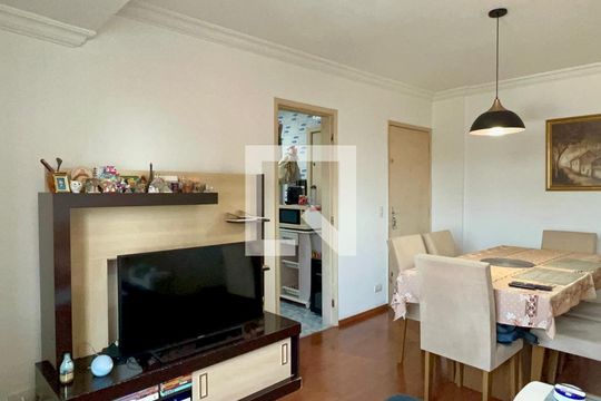 Sala de TV de apartamento à venda com 2 quartos, 73m² em Sumarezinho, São Paulo